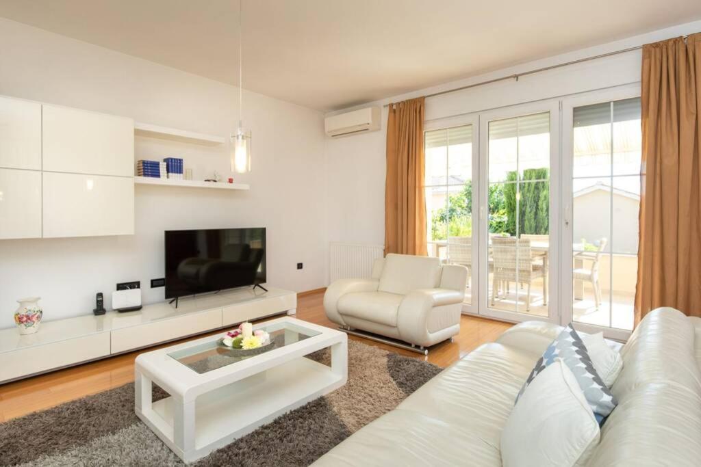 Apartment Natali Punat- Free Parking On Premises Exterior foto